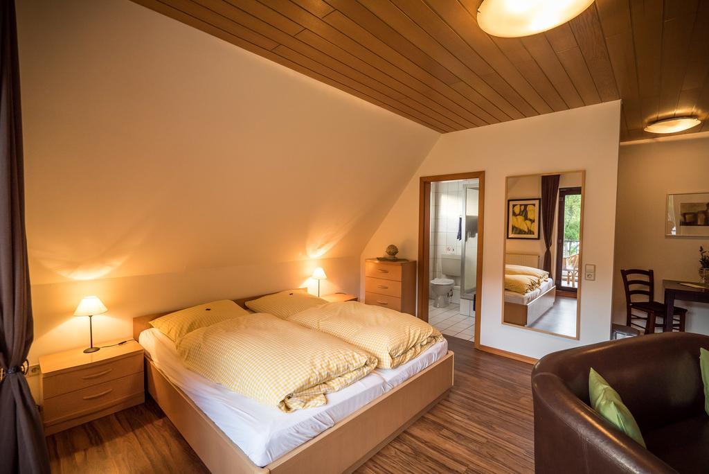 Apartmán Weingut Peifer Traben-Trarbach Pokoj fotografie
